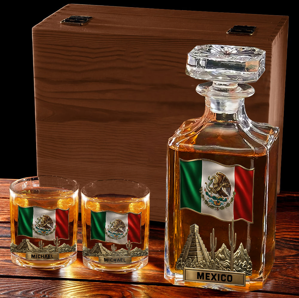 Proud Mexican - Personalized Expats Whiskey Decanter Set
