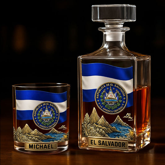 Dios, Unión, Libertad - Personalized Expats Whiskey Decanter Set