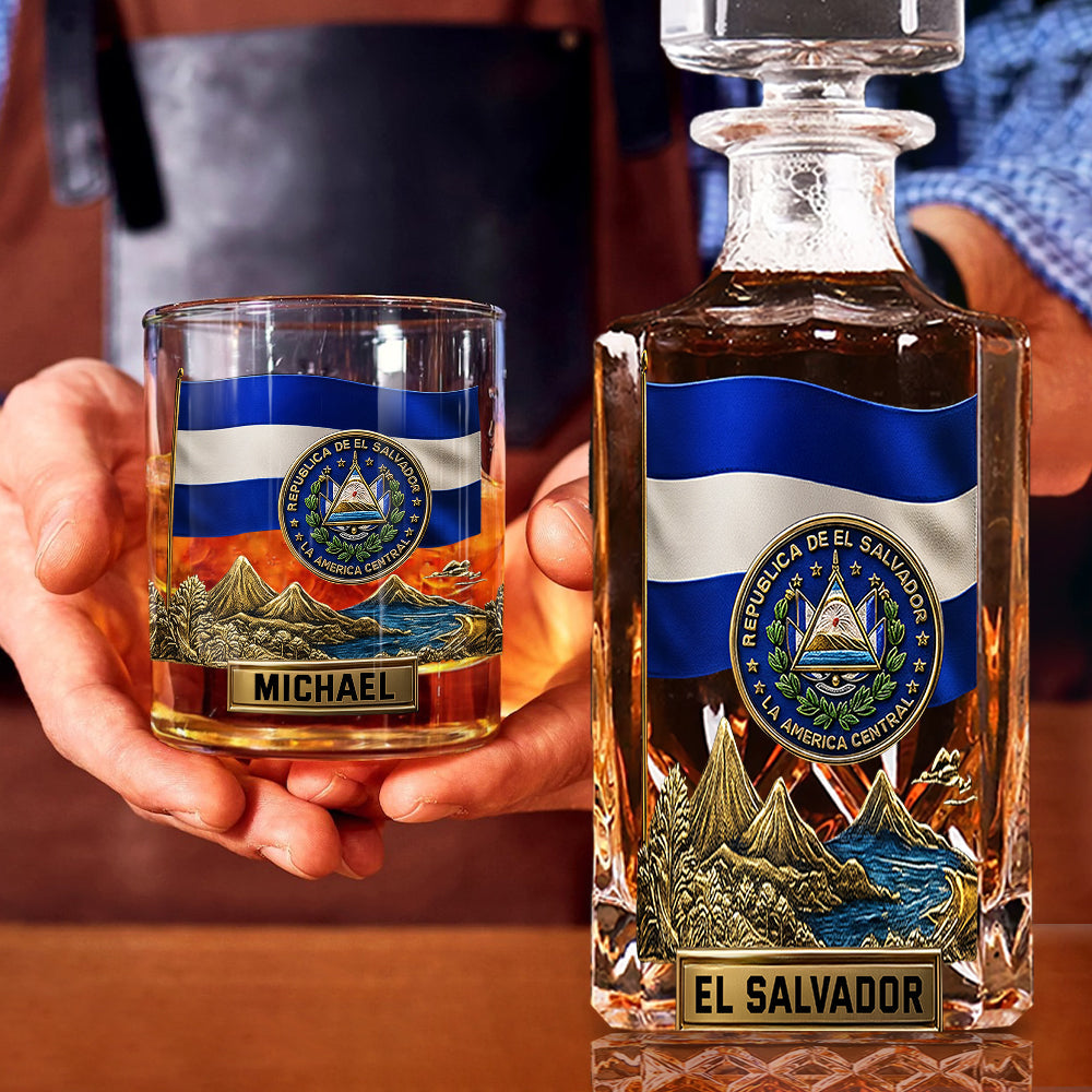 Dios, Unión, Libertad - Personalized Expats Whiskey Decanter Set