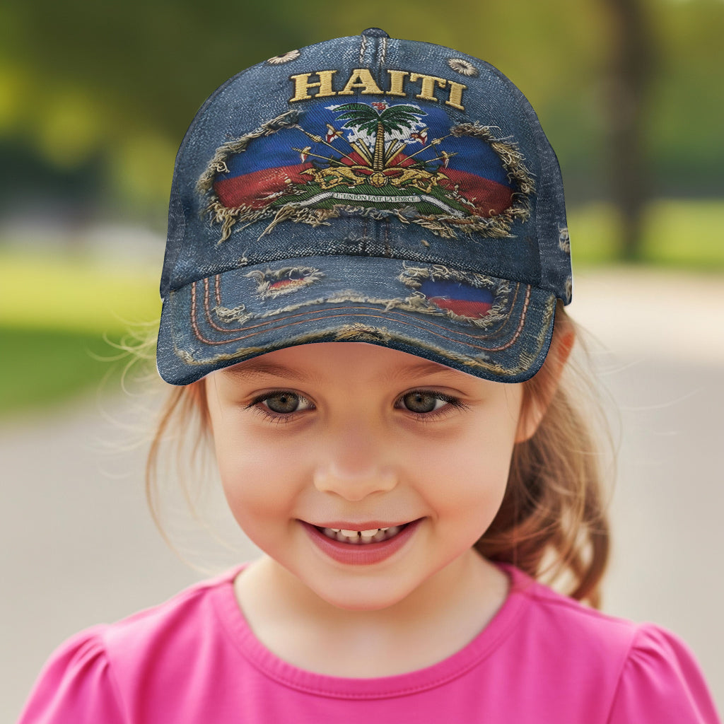 Haiti Coat Of Arms - Personalized Expats Classic Cap