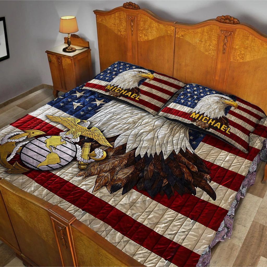 Military Pride Eagle - Personalized Veteran Quilt Set