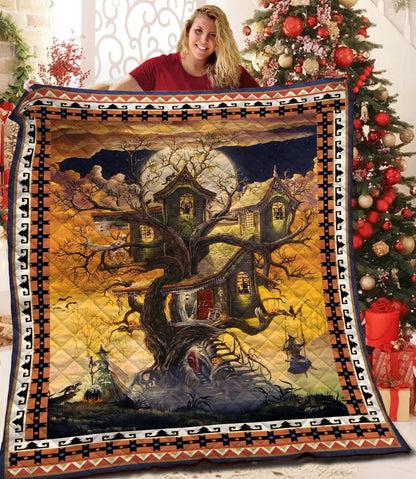 Halloween Witches Lair - Witch Quilt 0822