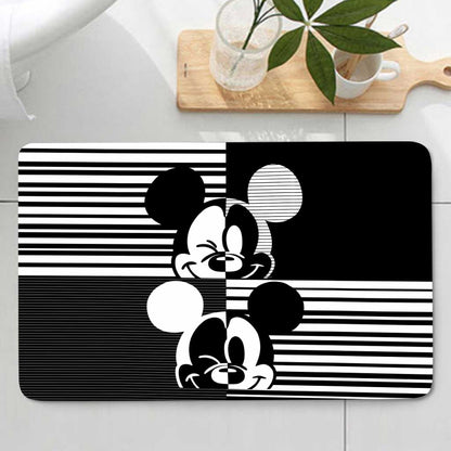 Magic Black And White - Mouse Bathroom Curtain & Mats Set