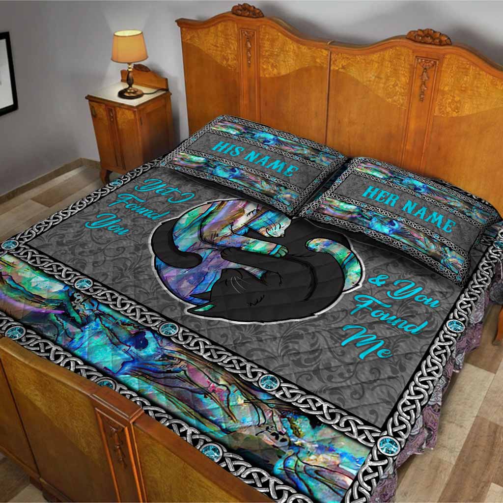 So Many In The Darkness - Personalized Cat Quilt Set