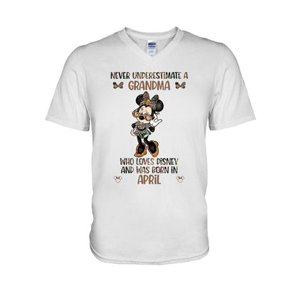 Never Underestimate A Grandma - Personalized Mother's Day Mouse T-shirt and Hoodie