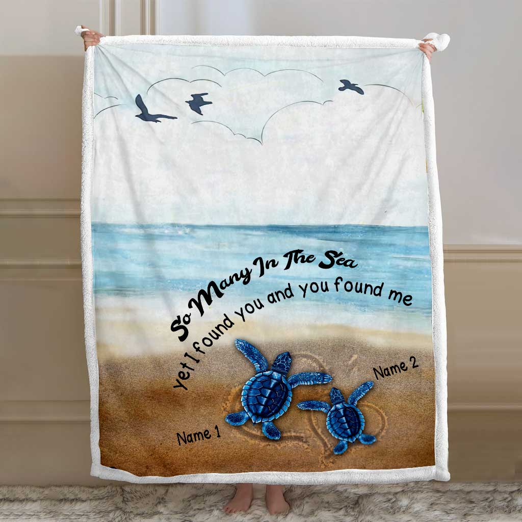 So Many In The Sea - Personalized Couple Turtle Blanket