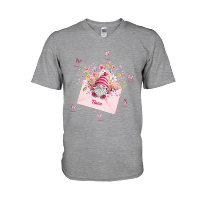 I Love Being A Nana - Personalized Grandma T-shirt and Hoodie