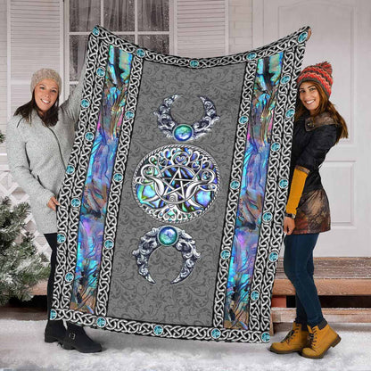 Mystery Spirit Triple Moon Witch Blanket With 3D Pattern Print