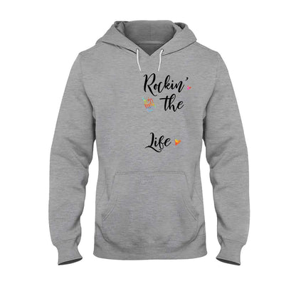 Rockin' The Nana Life - Personalized Grandma T-shirt and Hoodie 0921