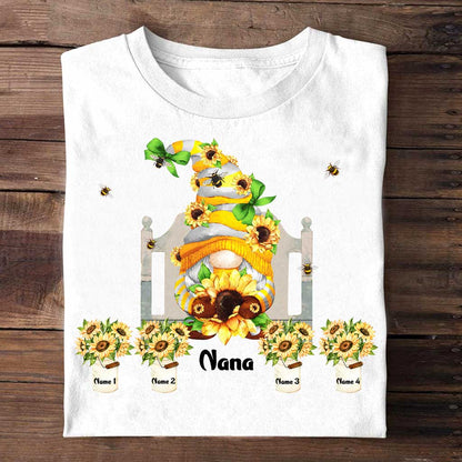 I Love Being Nana - Personalized Mother's Day Grandma T-shirt and Hoodie