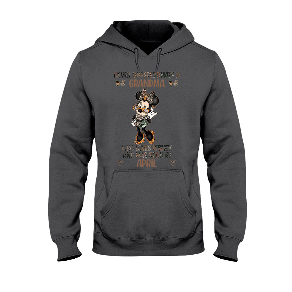 Never Underestimate A Grandma - Personalized Mother's Day Mouse T-shirt and Hoodie