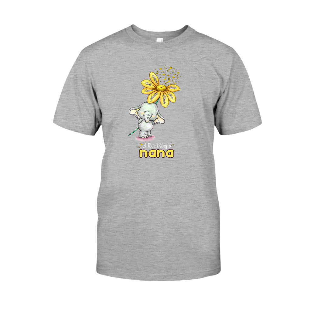 I Love Being A Nana - Personalized Mother's Day Grandma T-shirt and Hoodie