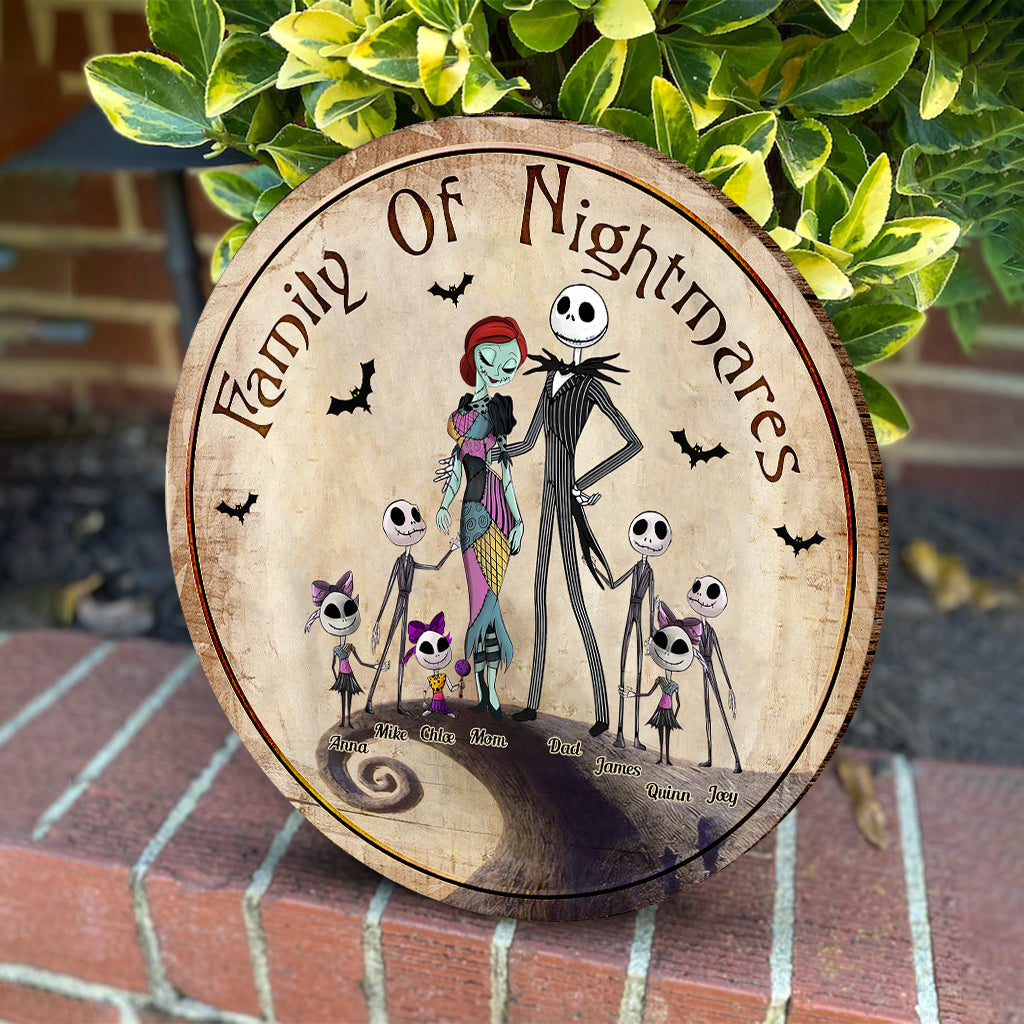 Family Mother Father Of Nightmares - Personalized Nightmare Round Wood Sign