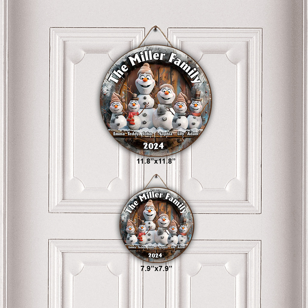 Snowman Family - Personalized Family Round Wood Sign