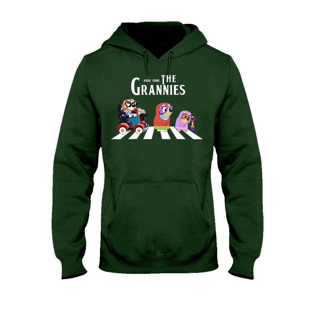 Here Come The Grannies - Grandma T-shirt And Hoodie