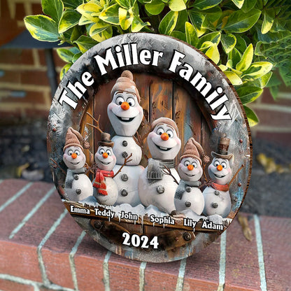 Snowman Family - Personalized Family Round Wood Sign