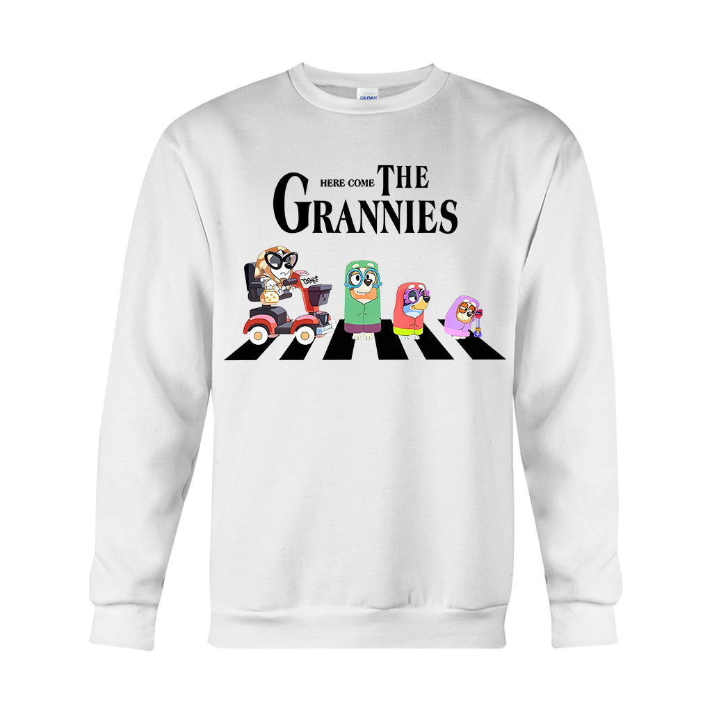 Here Come The Grannies - T-shirt And Hoodie