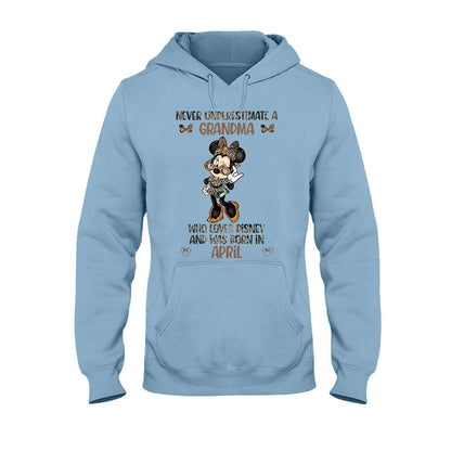 Never Underestimate A Grandma - Personalized Mother's Day Mouse T-shirt and Hoodie